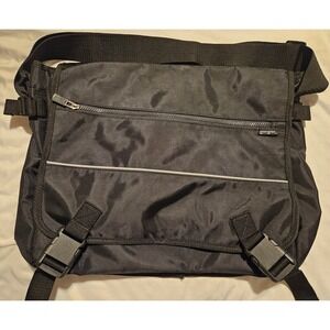 EastSport Black Nylon Messenger Bag Crossbody Laptop Travel School Reflective